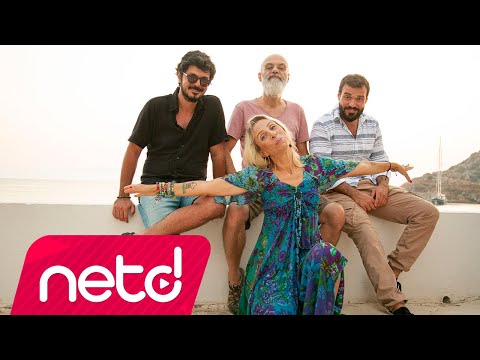 Ercüment Gül feat. Zeynep Casalini - İlk Defa