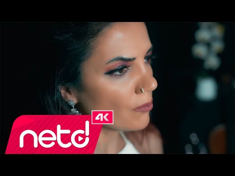 Sibel Karaosmanoğlu & Hülya Ayhan - Git Benden