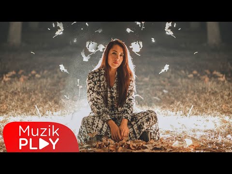 Duygu Eskin - Geçmiş Ola (Official Video)