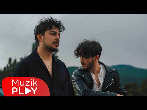 Can Sönmezocak & Halik Erdem - İyi Dinle (Official Video)