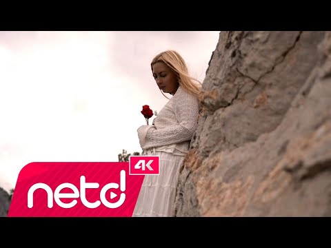 Esra Zaim - Uyandım